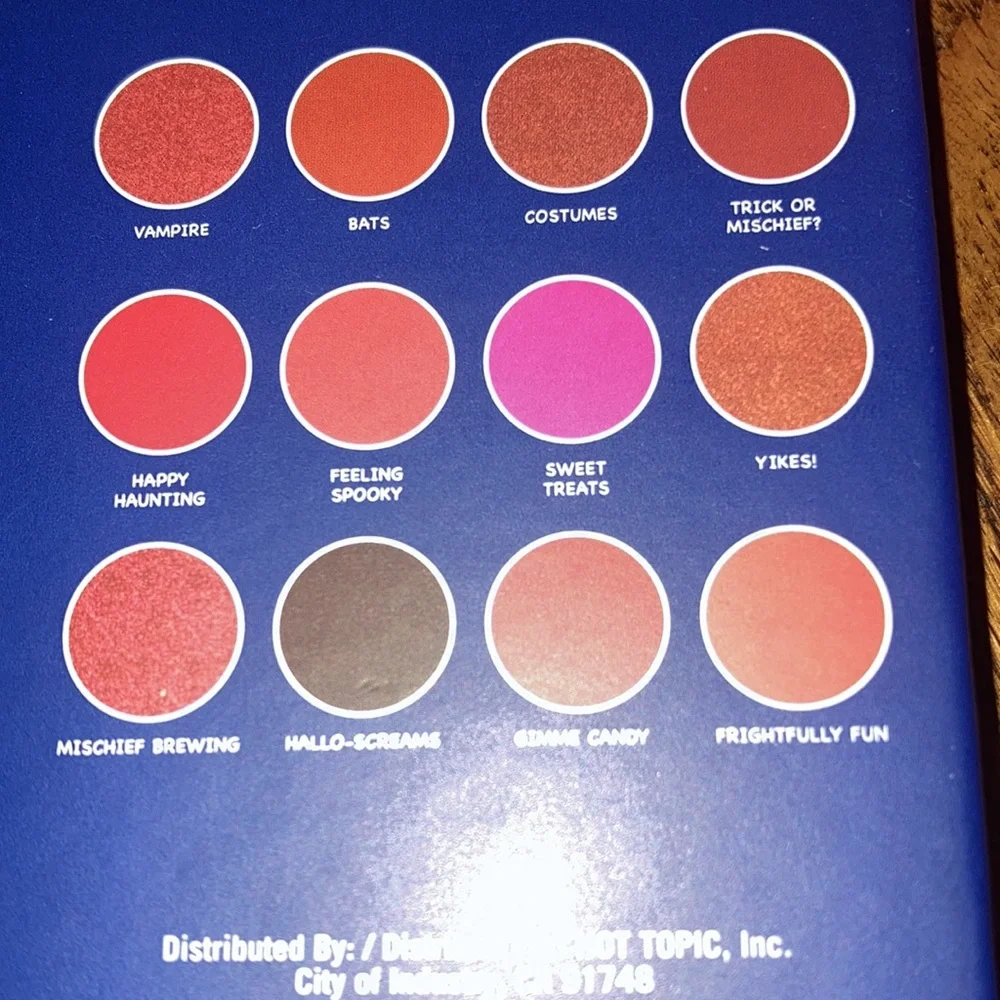 🎃Stitch Eyeshadow Palette Halloween
